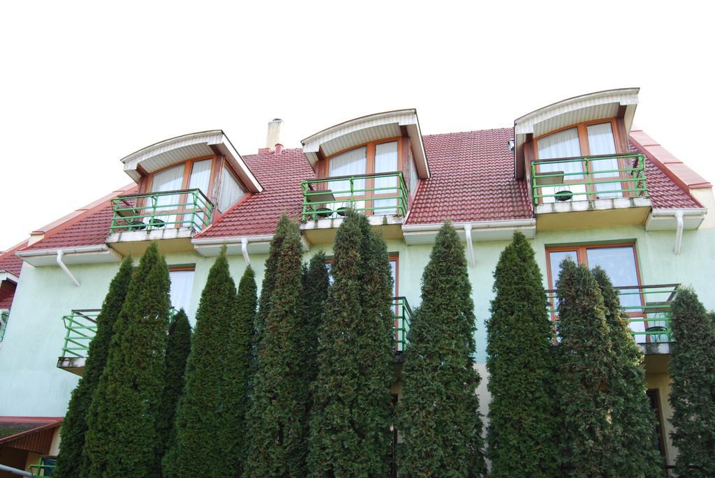 Hotel Paár Szieszta Győr Exterior foto